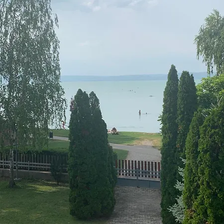 Sunset By The Apartamento *