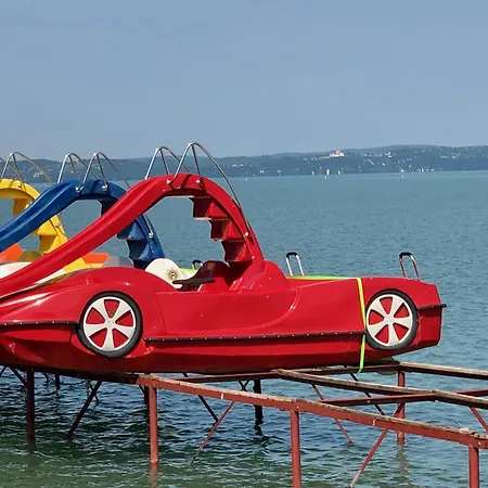 Sunset By The Apartamento *