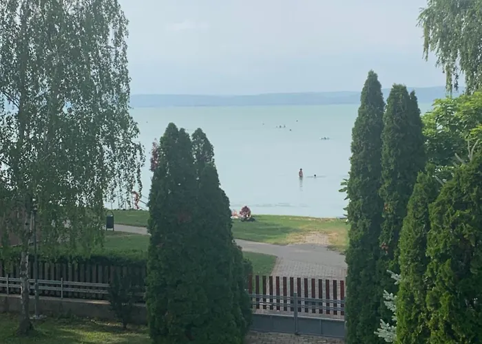 Sunset By The דירה *