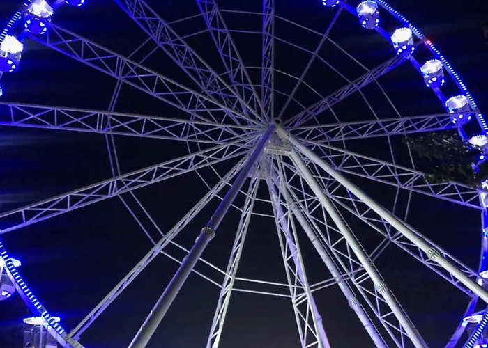 Sunset By The * שיופוק